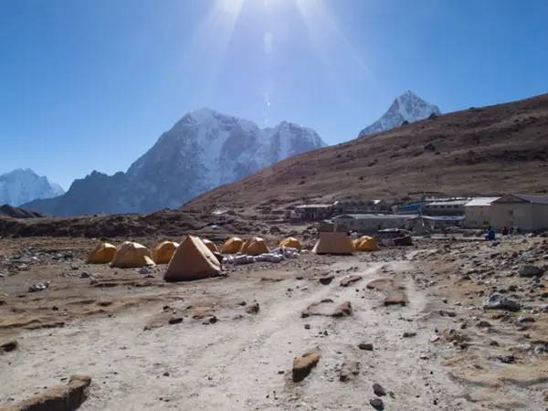 Camping In Everest